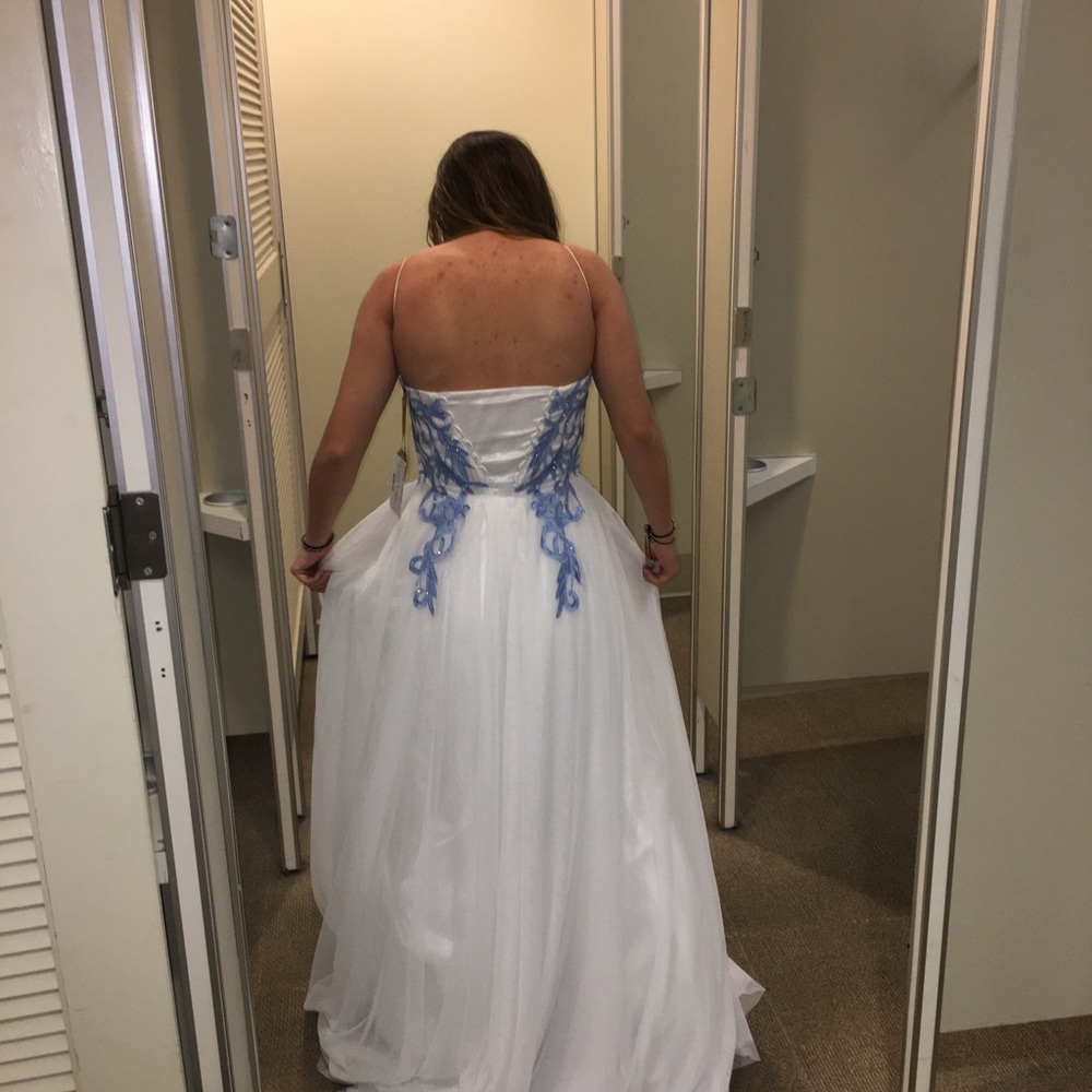 Prom dress